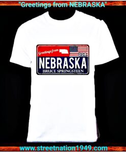 CAMISETA, "GREETING FROM NEBRASKA"-COLOR BLANCA