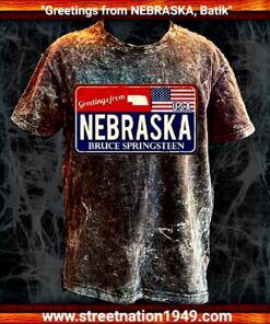 CAMISETA, "GREETINGS FROM NEBRASKA" BATIK