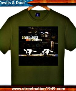 CAMISETA "DEVILS AND DUST", VERDE.